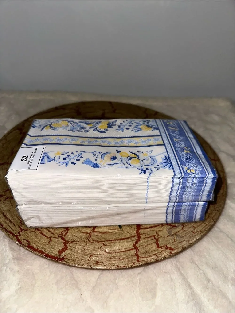 White Blue Yellow Gold Lemon Floral Vines  Fl Set of 32 x 2 Guest Size Towels